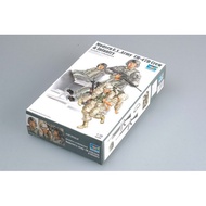 Trumpeter 1/35 00415 U.S. Army CH-47D Crew & Infantry Rare model kit