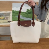 Longchamp Bags Womens Large Capacity Lightweight Travel Waterproof Nylon Dumpling Bag Versatile Portable Shoulder Commuting Bag