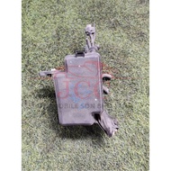 TOYOTA ESTIMA ACR50 FUSE BOX 2013 (2E-3A-F411)