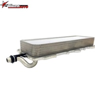LR010754 AJ811959 Auto Parts Engine Oil Cooler Assmbely For Land Rover Discovery 4 5 Range Rover Spo