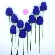 bunga mawar biru tua flanel