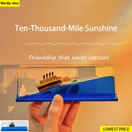 [Factory Price] One Piece Pirate Ship Decor Cruise Fluid Bottle Desktop Unsinkable Boat