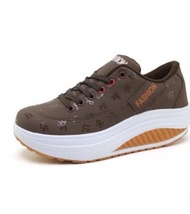 Trendy Cushioned Running Shoes 33 Size