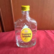 三得利威士忌角瓶～小角空酒瓶（180ml)~多用途玻璃空瓶/花器/容器/酒瓶 /擺飾品/小酒瓶～SUNTORY