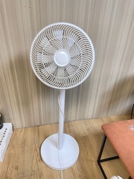 元朗自取/Rasonic 牌白色立式風扇