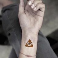 OhMyTat 便便表情符號 Poop Emoji 刺青圖案紋身貼紙 (2 張)