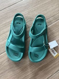Teva Hurricane Drift 兒童涼鞋