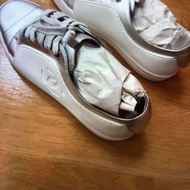 香奈兒經典休閒鞋經典鞋香奈兒銀白拼色運動鞋購於台灣專櫃保證真品運動鞋香奈兒運動鞋chanel 運動鞋全新
