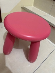 8-9成新 IKEA MAMMUT 桃紅色小圓凳椅子板凳兒童椅圓椅椅凳宜家家居