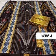 sarung wadimor motif bali print