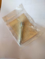 สลักผ้าเบรคหลังแท้โซนิค125CBR150RCB150RCBR250RCBR300RCB300R WAVE 125X WAVE 125R1ตัว(43215-KGH-901)