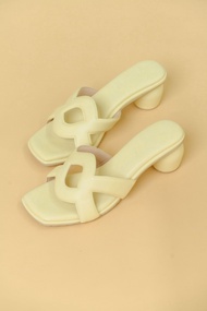 Klamby - Monogram Heels Daffodil