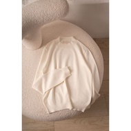 Áo len nữ cổ tròn bo gấu VIEN TRAN V61W21T009