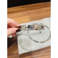 Calvin Klein 雙環銀色手環