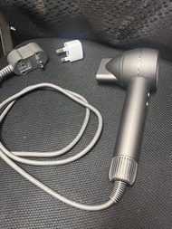 iLIVI 負離子風筒