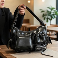 Personalized Biker-Style Crossbody - Vintage Women's Tote, Niche & Trendy  Beg Silang Gaya Biker Per