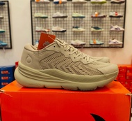 ortuseight Hyperblast Encore SL (moon stone) -walking shoes are designed with a running shoe outsole