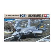 TAMIYA 1/48 Masterpiece Series No. 127 Lockheed Martin F-35C Lightning II Plastic Model 61127 (Airpl