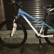27速捷安特IGUANA W腳踏車
