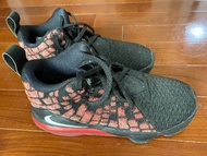 Leborn James 籃球鞋