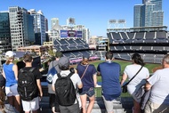 สถานที่ท่องเที่ยว/กิจกรรม เบื้องหลังการทัวร์ Petco Park - ซานดิเอโก
