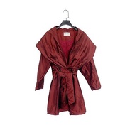 酒紅色 風衣材質 反光 附腰帶 大翻領 寬版 外套 大衣 OPME11