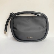 GANNI 2025 New Women's Fashionable Shoulder Bag Niche Design Popular Simple Crossbody Bag Retro Vers