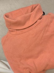Uniqlo橘粉色長袖高領刷毛絨打底上衣