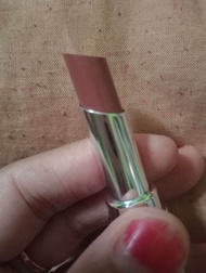 Lipstik Wardah  Rijek kemasan