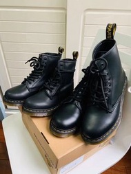 Dr Martens 1460 black smooth 黑色硬皮軟皮Boots