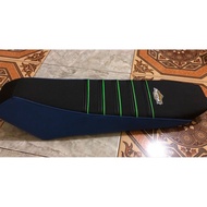 Gtx yz 85 seat with striped model