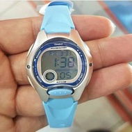 卡西歐 CASIO Vintage  LW200 LW-200 LW-200-2 LW-200-2B 手錶 錶 手表 表 電子錶 男裝錶 男裝表 女裝錶 女裝表  情侶錶 情侶表 平行進口貨品