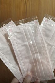 獨立包裝成人醫用防護口罩100個/盒(微粉色，若需淺藍色可訂)，📢送送送……買3盒送精美手鏈1條