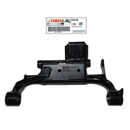 GANTUNGAN MESIN Engine Bracket Freego 125 Original Yamaha B5D-F1410-00