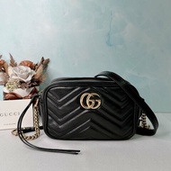 GUCCI Marmont Mini相機包