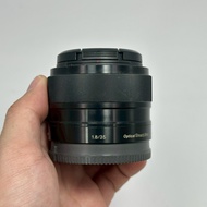 Sony E 35mm f1.8 OSS [SEL35F18]