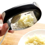 Onion pounder
