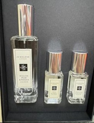 Jo Malone 限量版英國梨與小蒼蘭糅香禮盒(國際航空版_英國梨30ml+藍風鈴9ml+鼠尾草9ml)