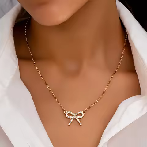 A Women's Necklace with a Bowknot Inlaid with Glass Imitation Diamonds, a Shiny and Sweet Necklace S