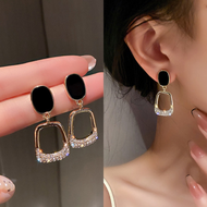 Korean Black Gold Geometric Earrings Fashion Women Rhinestone Zircon Drop Earrings S925 Silver Needle Jewellery Accessories