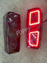 ไฟท้าย dmax 2012 2013 2014 2015 2017 2018 2019 ลาย Dmax 2020 มี2สี สีสโมค และ สี ดำแดง สำหรับปี2012-