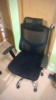 Black Ergonomic Mesh Office/Gaming Chair with Leg Rest & 155° Recline| 人體工學 Office / 家用電腦椅 (連腳托，可訓低)