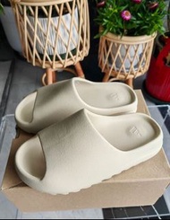 Adidas originals Yeezy Slide “bone” 骨白 潮流運動拖鞋 男女同款