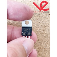 L7818 IC REGULATOR L7818CV L 7818 REGULAR QUALITY ST BRAND