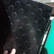 4mm 80cm x 4mtr coin pattern rubber carpet