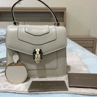 Bvlgari 蛇頭風琴包