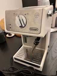 Delonghi 咖啡機