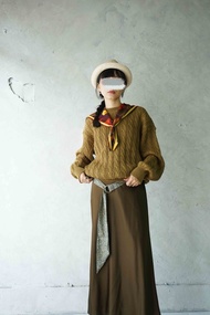 手作-菊花普洱茶花卉印花-棕-水手領巾