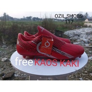 Ortuseight football boots