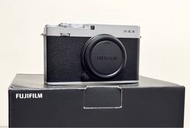 超新 Fujifilm X-E4 body, XE4 銀色
